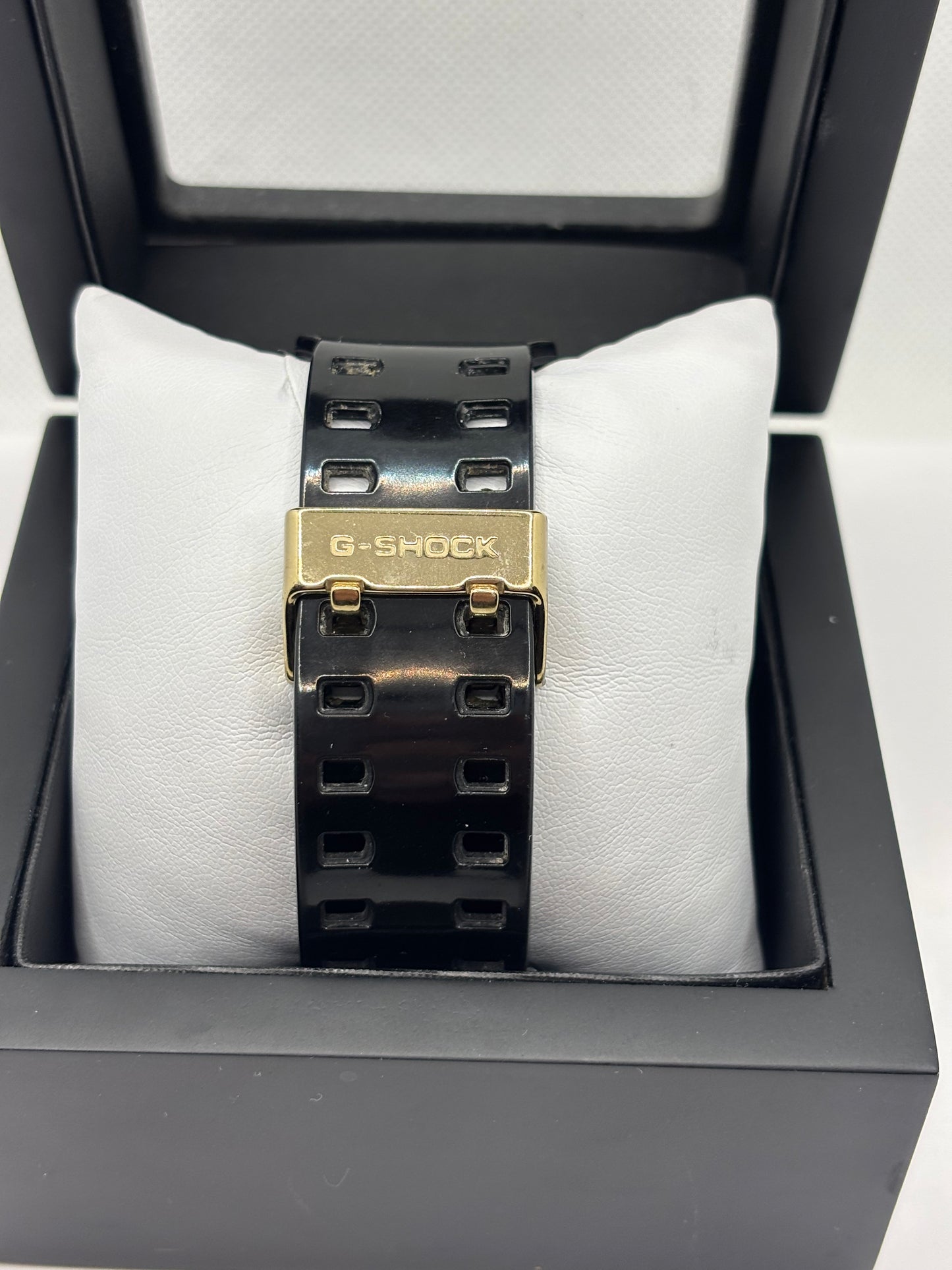 Casio G-SHOCK GA110GB-1A Black & Gold Analog-Digital Watch