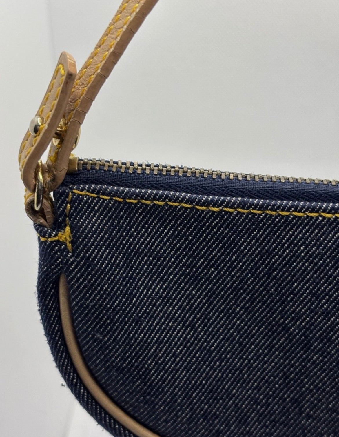 Christian Dior Denim Saddle Pochette Blue Jean Y2K Shoulder Bag Gold Hardware