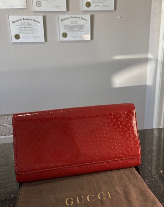 Gucci Microguccissima Patent Leather Broadway Clutch Red GG Embossed w/ Dust Bag